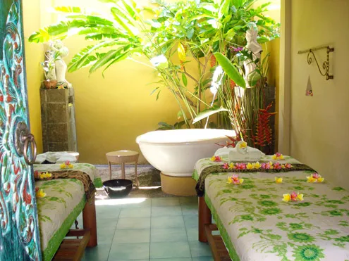 room outdoor room