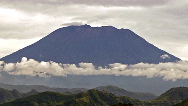 News: Mount Agung Closed to Climbers